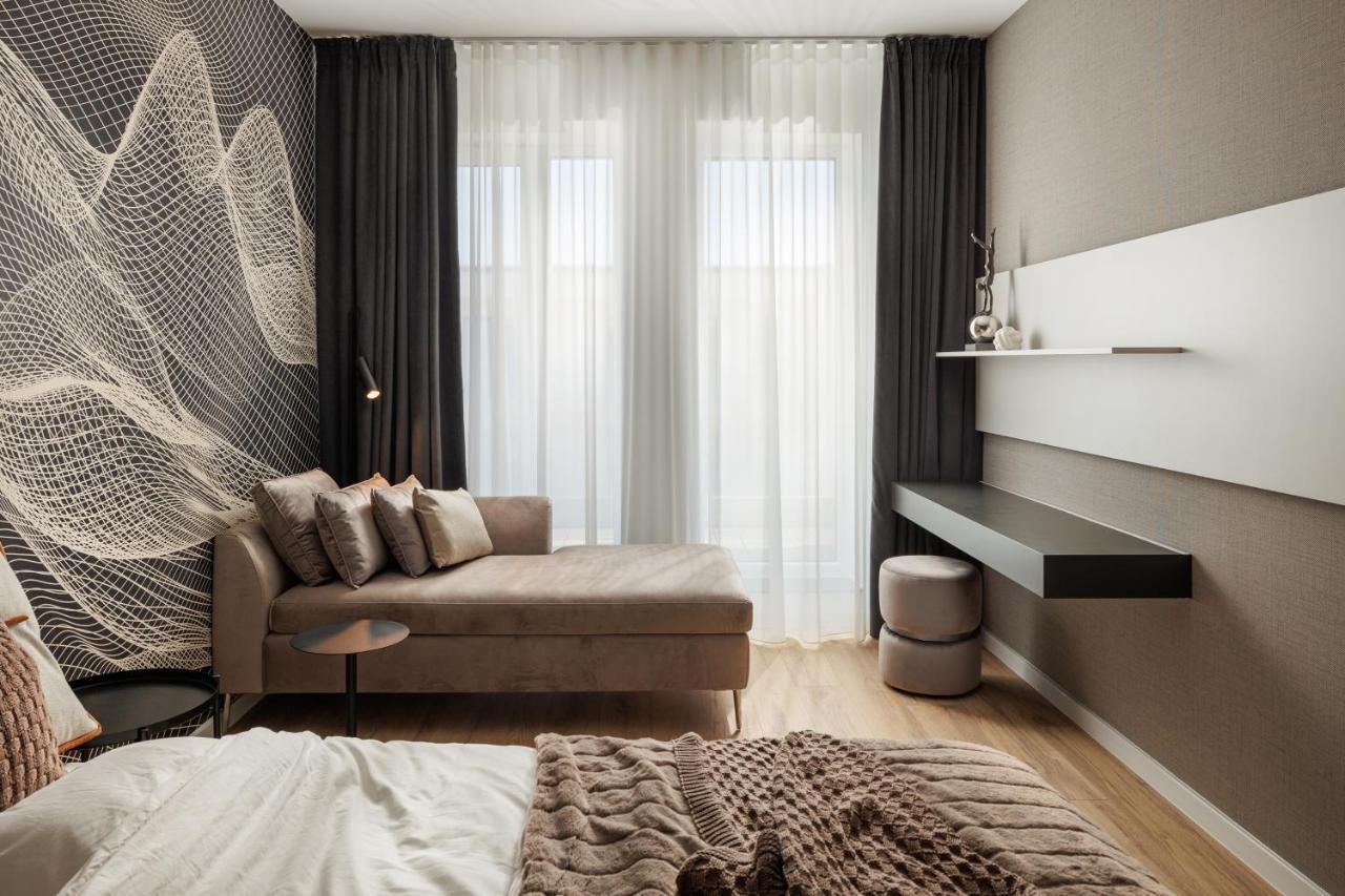 Mandala Designer Apartments With Free Private Parking, Near Mall Coresi Brașov Exterior foto