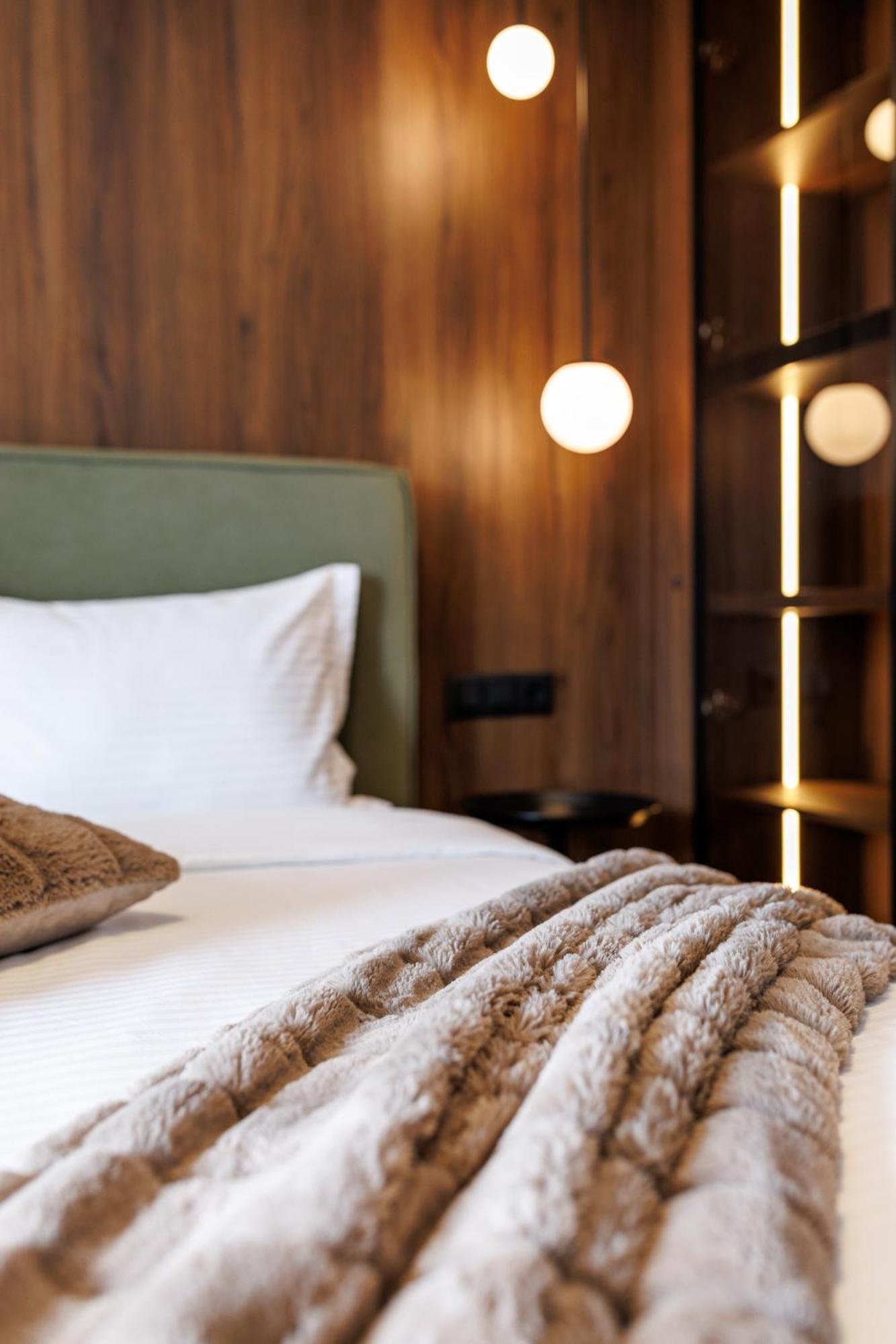 Mandala Designer Apartments With Free Private Parking, Near Mall Coresi Brașov Exterior foto